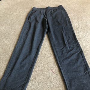 Lulu lemon sweats